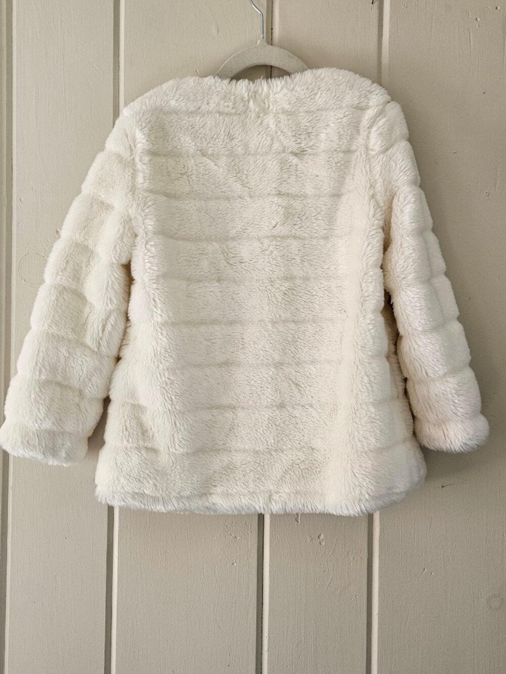 Janie and Jack Bonjour Cream Faux Fur Channel Quilted Jacket Coat Size 3 to 4 - Picture 7 of 11
